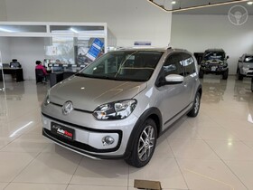 up 1.0 cross i motion t.flex 12v 4p automatico 2016 vacaria