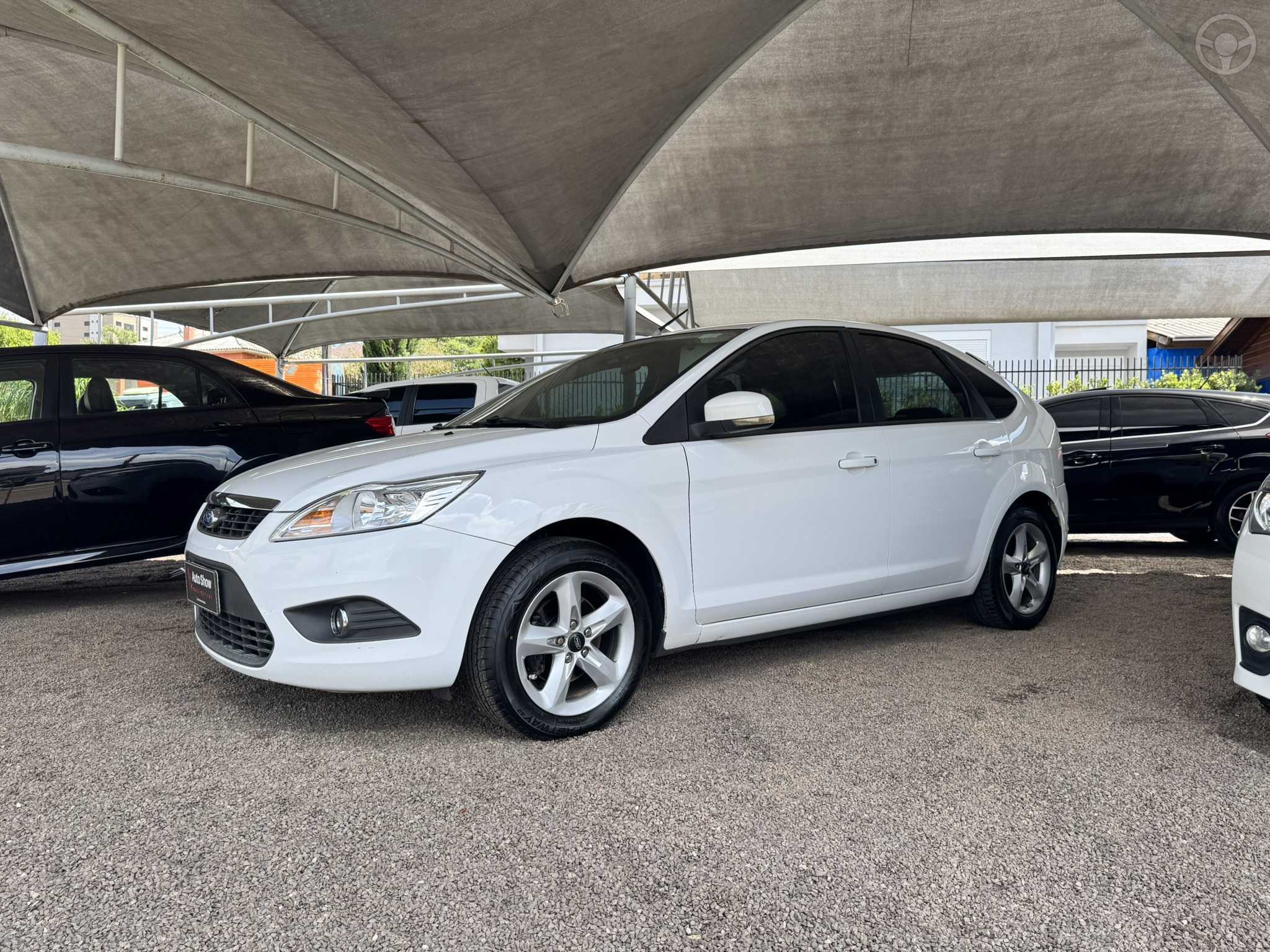 FOCUS 16 MANUAL - 2011 - TAPEJARA