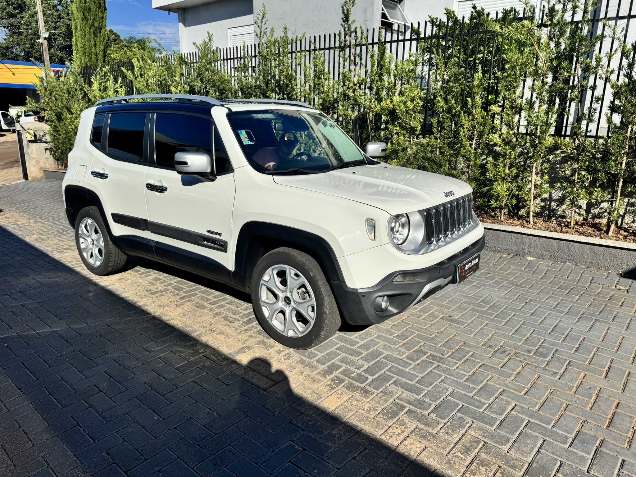 RENEGATE LIMITED 4X4 DIESEL - 2018 - TAPEJARA