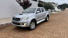 hilux srv 4x4 2013 tapejara