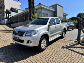 hilux srv 4x4 2013 tapejara