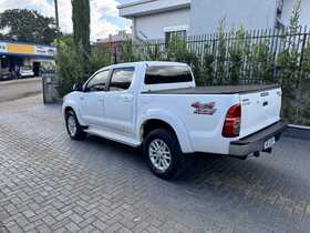 hilux srv 4x4 2015 tapejara