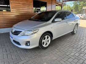 corolla xei 2014 tapejara