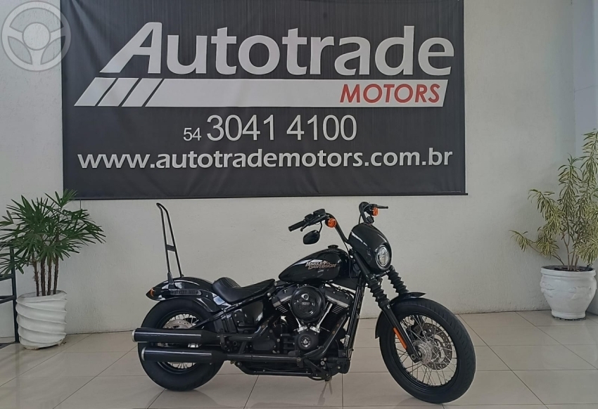 SOFTAIL STREET BOB - FXBB - 2019 - CAXIAS DO SUL