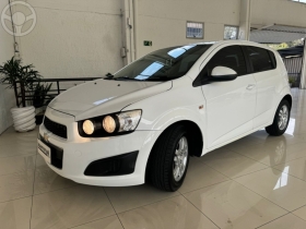 sonic 1.6 lt 16v flex 4p manual 2013 caxias do sul