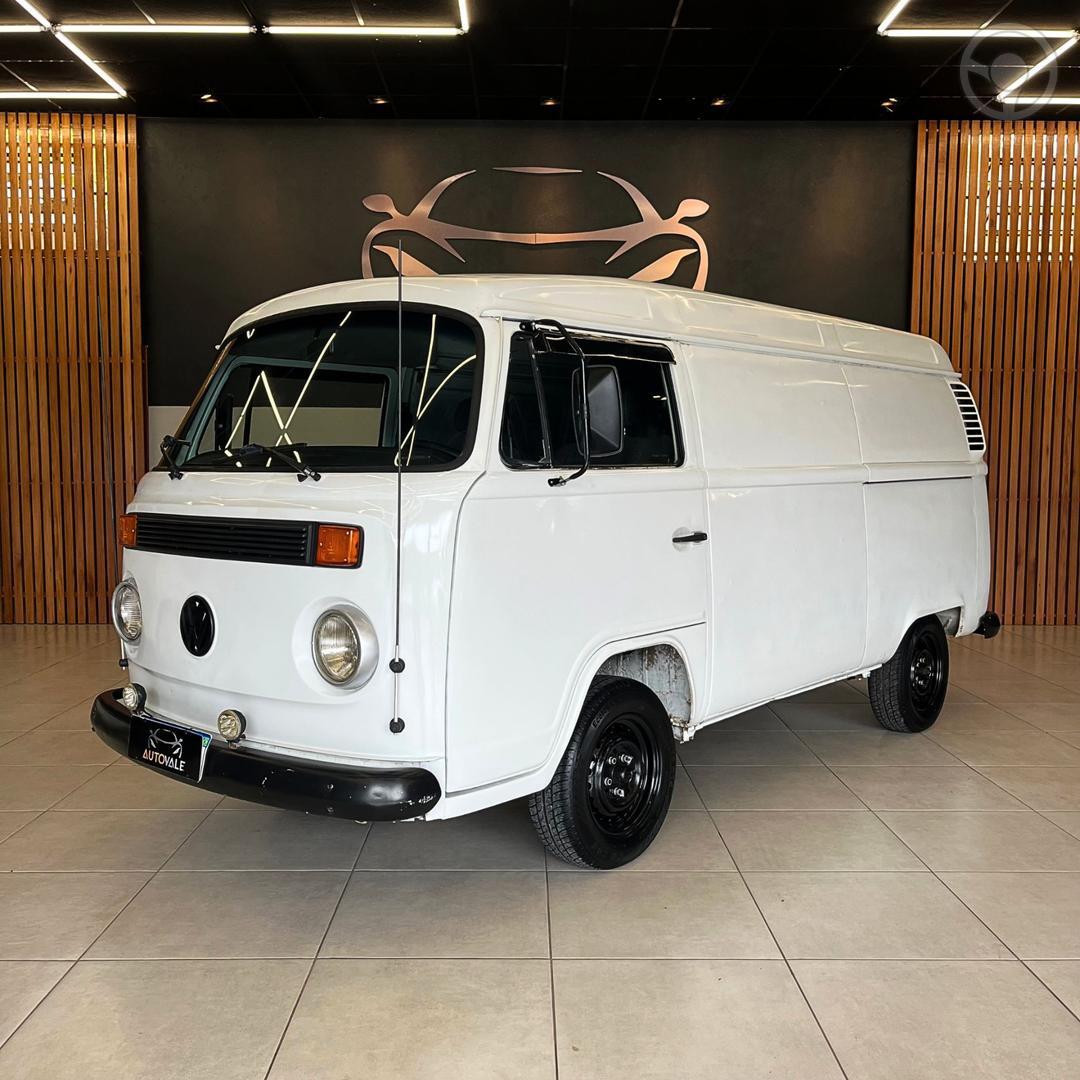 KOMBI - 2005 - VALE REAL