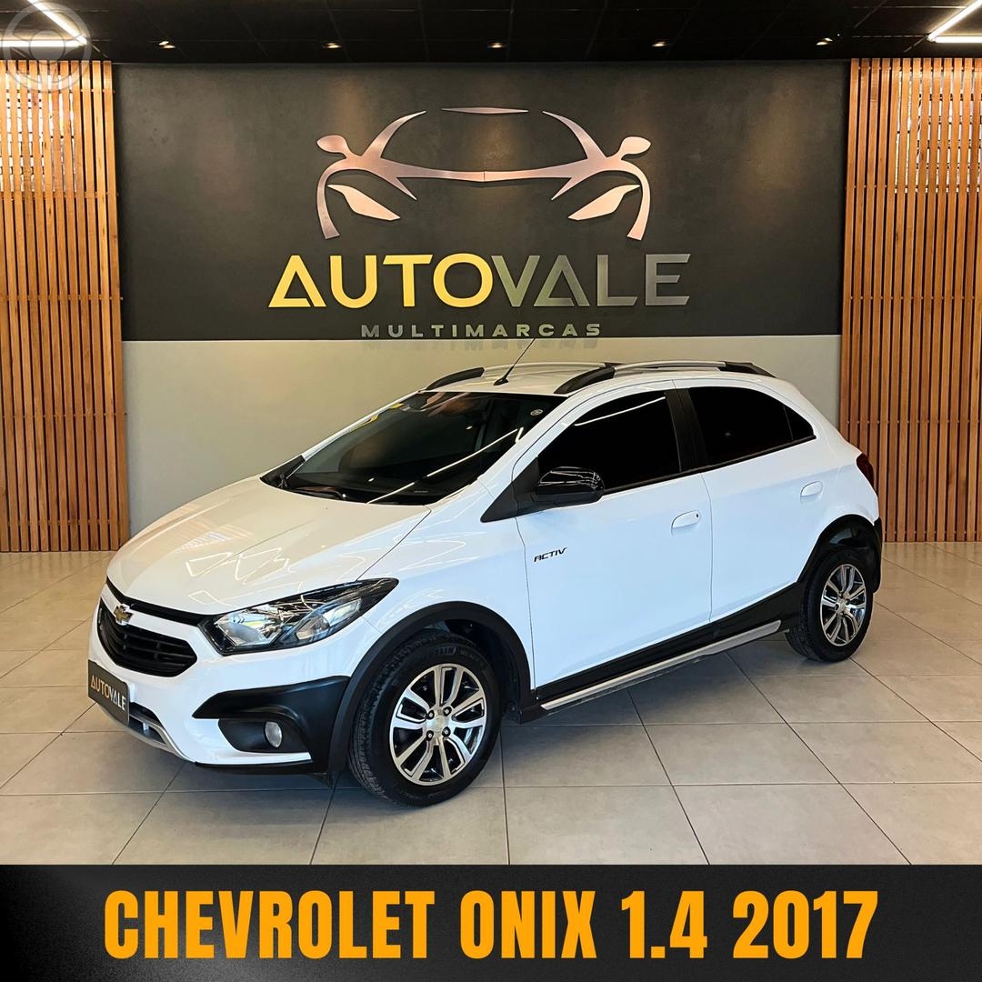 ONIX 1.4 MPFI ACTIV 8V FLEX 4P MANUAL - 2017 - VALE REAL