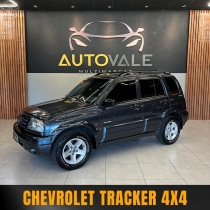 tracker 2.0 4x4 8v 4p manual 2009 vale real