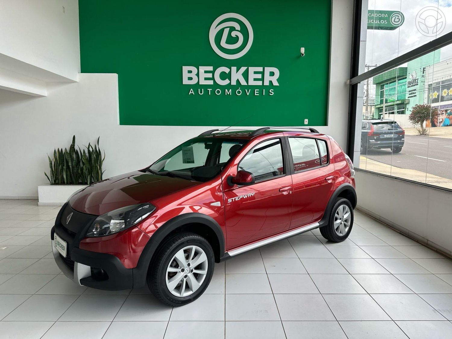 SANDERO 1.6 STEPWAY 16V FLEX 4P AUTOMÁTICO - 2014 - SANTA CRUZ DO SUL