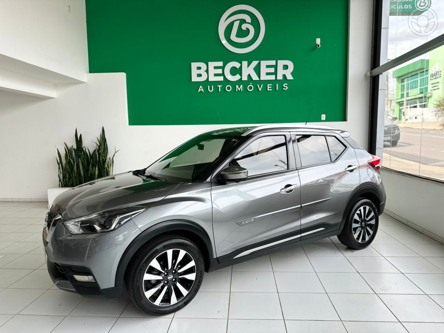 KICKS  - 2020 - SANTA CRUZ DO SUL