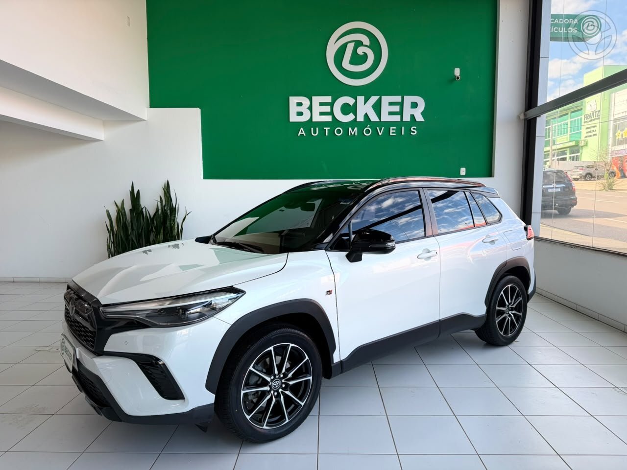 COROLLA 2.0 CROSS GR-S 16V FLEX 4P AUTOMÁTICO - 2023 - SANTA CRUZ DO SUL