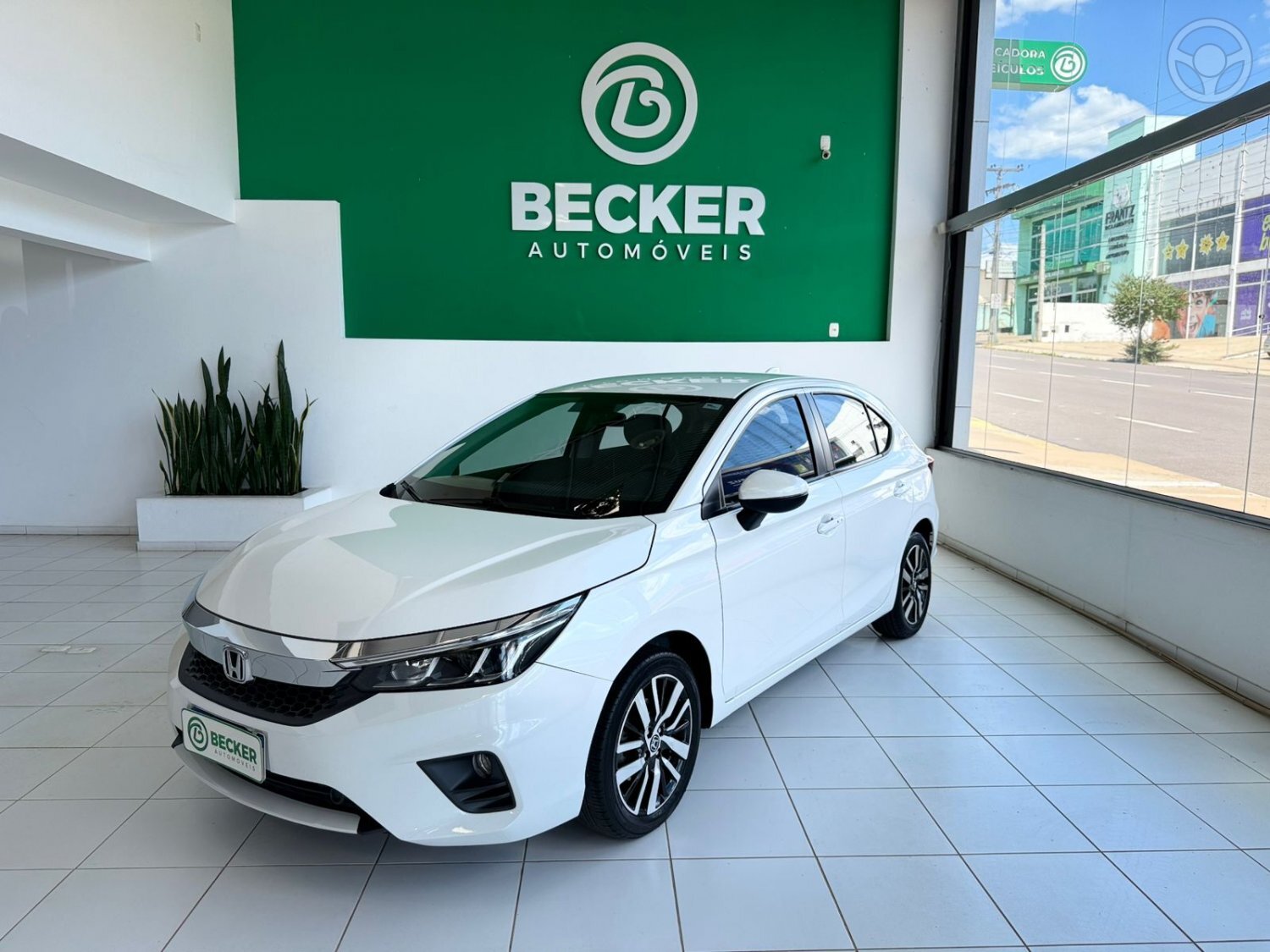 CITY 1.5 EXL 16V FLEX 4P AUTOMÁTICO - 2023 - SANTA CRUZ DO SUL
