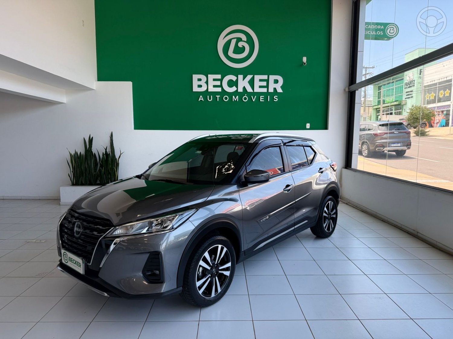 KICKS 1.6 ADVANCE 16V FLEX 4P AUTOMÁTICO - 2025 - SANTA CRUZ DO SUL