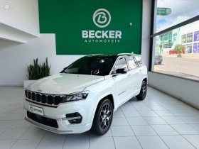 commander 1.3 overland t270 16v 4x2 turbo flex 4p automatico 2022 santa cruz do sul