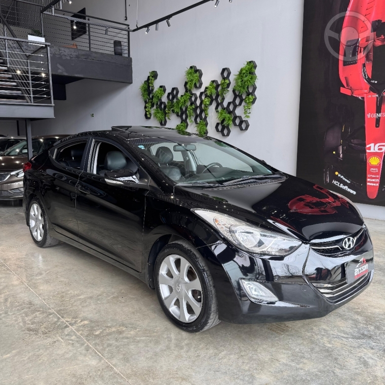 ELANTRA 1.8 GLS 16V 4P AUTOMÁTICO - 2013 - SãO FRANCISCO DE PAULA