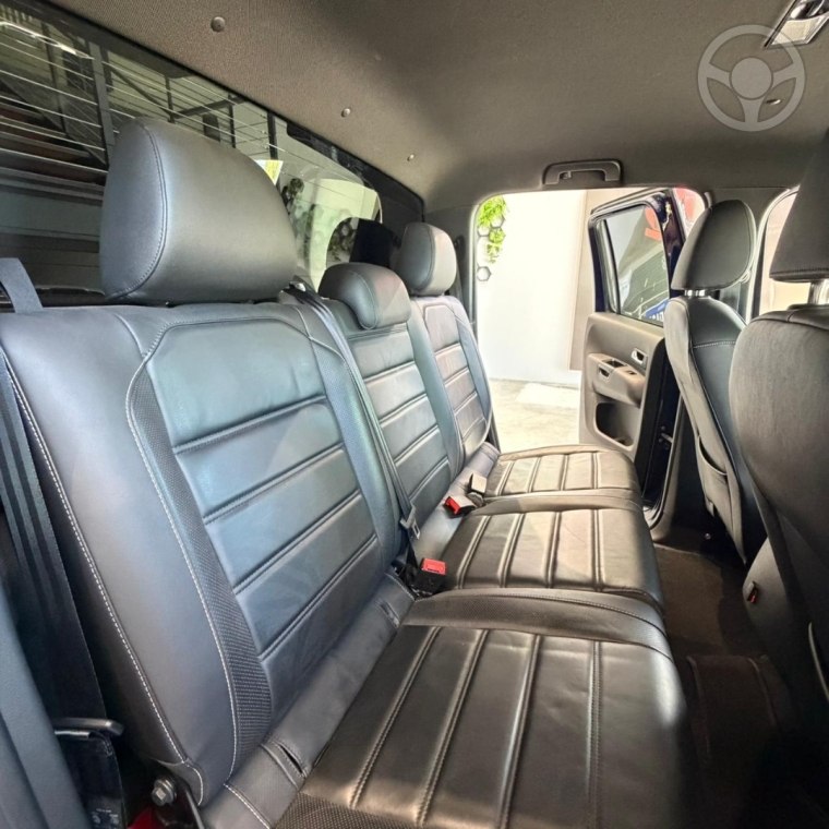 VOLKSWAGEN - AMAROK 3.0 V6 EXTREME CD DIESEL 4X4 AT 4P AUTOMÁTICO - 2023/2024 - AZUL - R$ 268.900,00