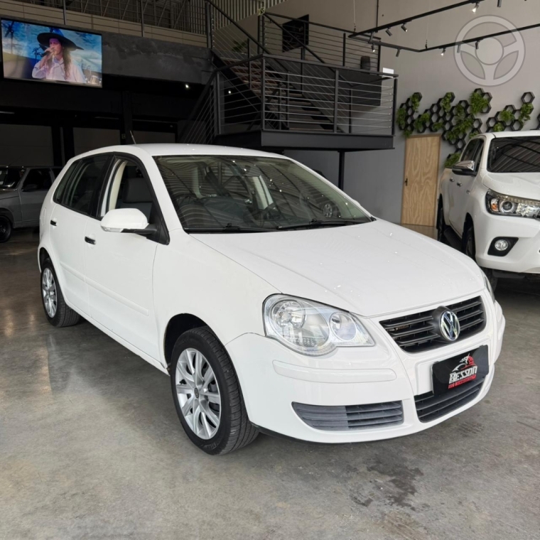POLO 1.6 MI 8V E-FLEX 4P MANUAL - 2011 - SãO FRANCISCO DE PAULA