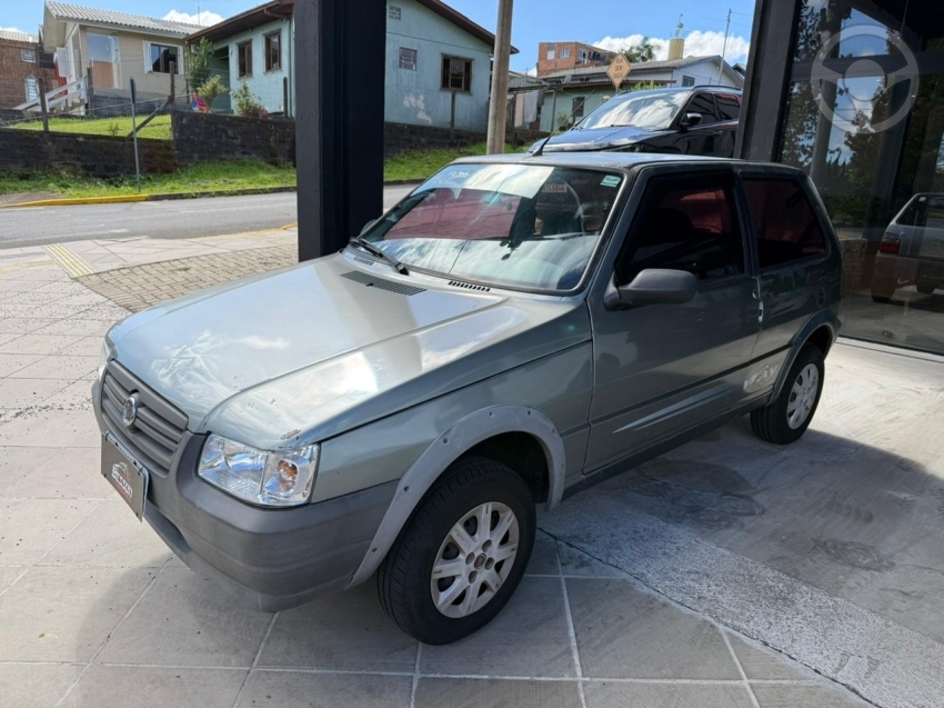 UNO 1.0 MPI LE FIRE ECONOMY 8V FLEX 2P MANUAL - 2009 - SãO FRANCISCO DE PAULA