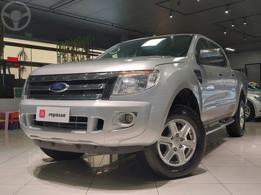 RANGER 3.2 XLT 4X4 CD 20V DIESEL 4P AUTOMÁTICO - 2015 - CAXIAS DO SUL