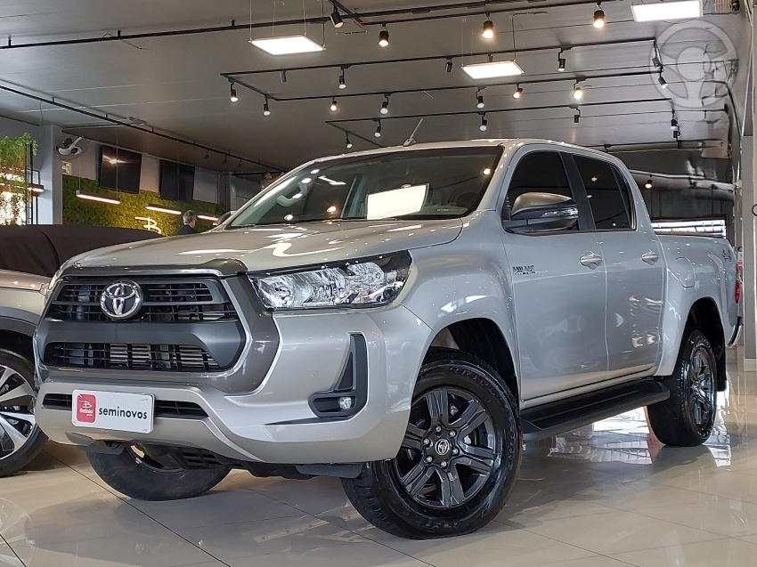 HILUX 2.8 SR 4X4 CD 16V DIESEL 4P AUTOMÁTICO - 2025 - CAXIAS DO SUL