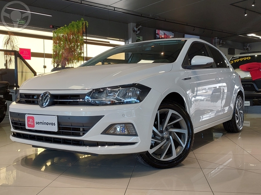 POLO 1.0200 TSI HIGHLINE AUTOMÁTICO - 2020 - CAXIAS DO SUL