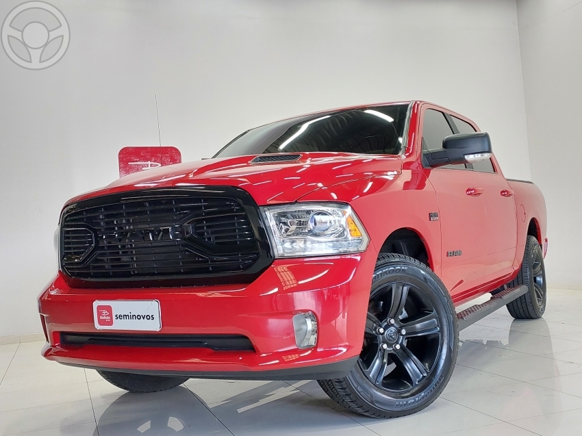 CLASSIC 5.7 V8 LARAMIE NIGHT EDITION CD 4X4 AUTOMÁTICO - 2022 - CAXIAS DO SUL