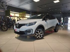 captur 1.6 life 16v flex 4p automatico 2021 caxias do sul