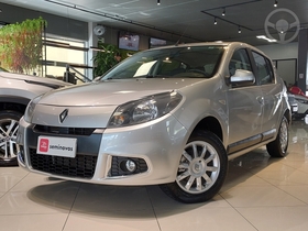 sandero 1.6 privilege 16v flex 4p automatico 2014 caxias do sul