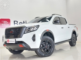 FRONTIER 2.3 PRO4X 4X4 CD BI-TURBO DIESEL 4P AUTOMÁTICO