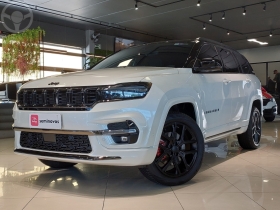 COMMANDER 2.0 HURRICANE BLACKHAWK 4X4 TURBO 4P AUTOMÁTICO