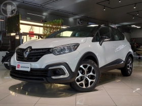 captur 1.3 zen 16v turbo flex 4p automatico 2022 caxias do sul