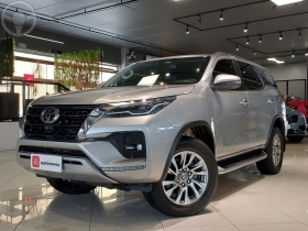 HILUX SW4 2.8 SRX 4X4 16V TURBO INTERCOOLER DIESEL 4P AUTOMÁTICO