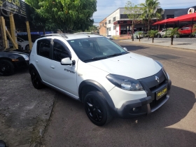 sandero 1.6 stepway 8v flex 4p manual 2014 campo bom