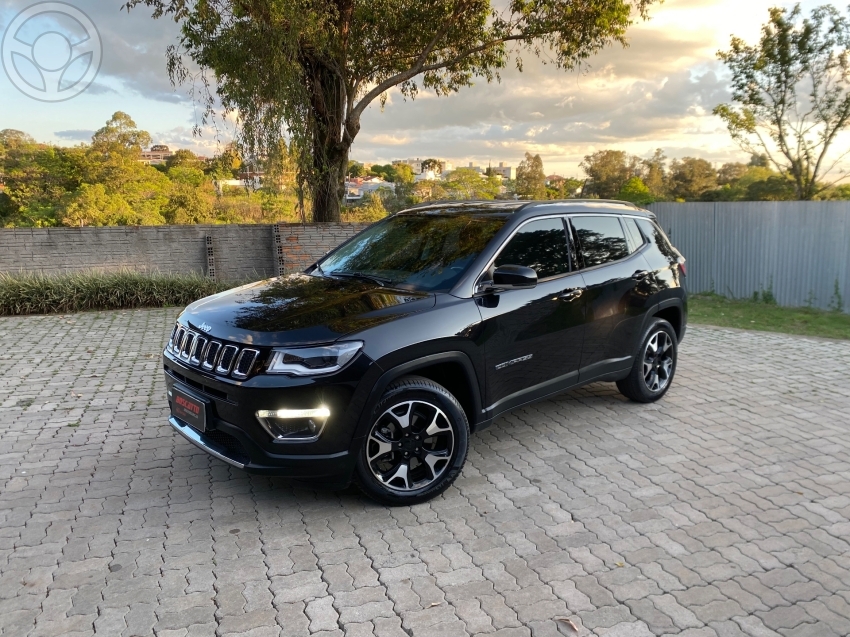 COMPASS 2.0 16V FLEX LIMITED AUTOMÁTICO - 2017 - PASSO FUNDO