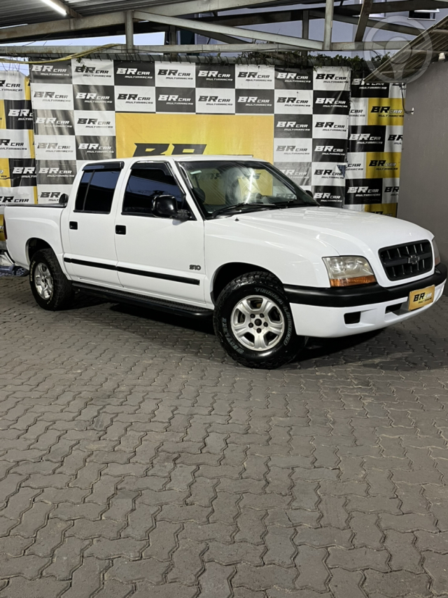 S10 2.4 MPFI 4X2 CD 8V 4P MANUAL - 2001 - CAXIAS DO SUL