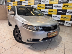 cerato 1.6 ex2 sedan 16v 4p manual 2010 caxias do sul