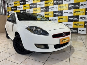 bravo 1.8 sporting 16v flex 4p automatizado 2013 caxias do sul