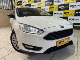 focus 2.0 se sedan 16v flex 4p automatico 2018 caxias do sul