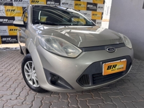 fiesta 1.6 mpi class hatch 8v flex 4p manual 2013 caxias do sul