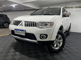 pajero dakar 3.5 hpe 7 lugares 4x4 v6 24v flex 4p automatico 2013 porto alegre