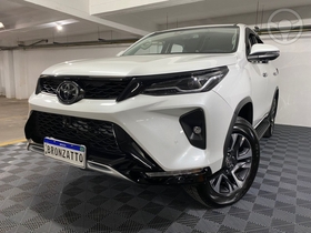 hilux sw4 2.8 4x4 srx platinum turbo diesel 4p automatico 2024 porto alegre
