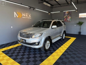 HILUX SW4 2.7 SR 4X2 16V FLEX 4P AUTOMATICO