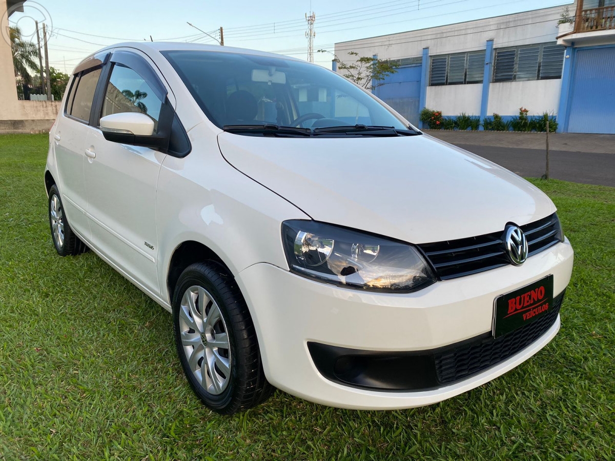 FOX 1.0 MI 8V FLEX 4P MANUAL - 2013 - CAMPO BOM