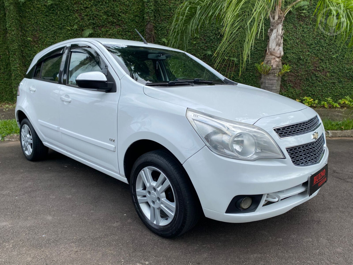 AGILE 1.4 MPFI LTZ 8V FLEX 4P MANUAL - 2011 - CAMPO BOM