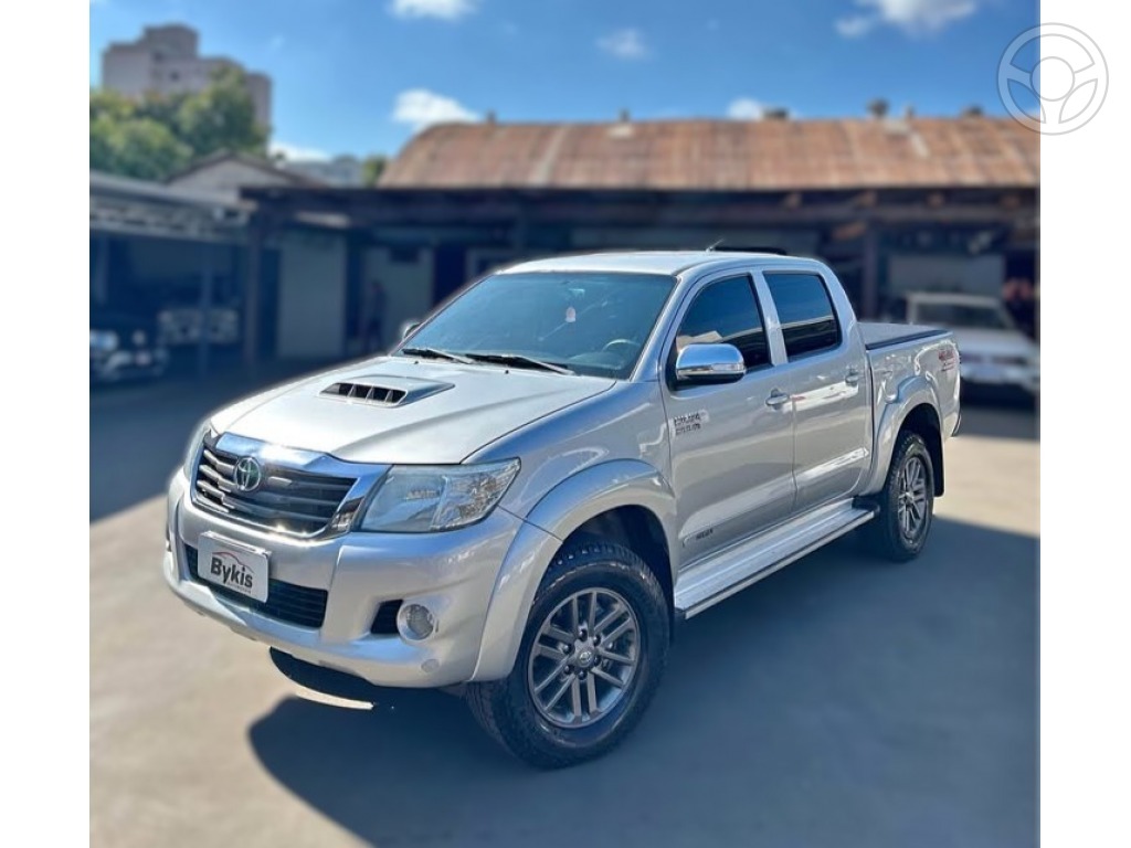 HILUX 3.0 TDI 4X4 CD SRV AUT - 2013 - TAPEJARA