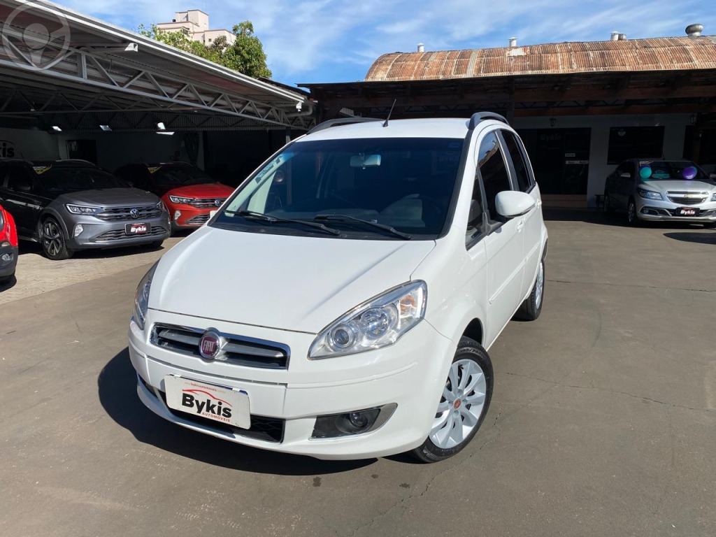 IDEA ATTRACTIVE 1.4 8V FLEX - 2016 - TAPEJARA