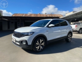 t cross 1.0 200 tsi comfortline aut 2023 tapejara