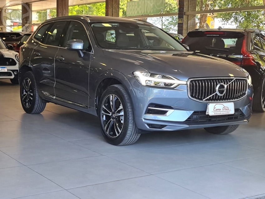 XC60 2.0 T8 MOMENTUM HYBRID 4P AUTOMÁTICO - 2021 - NOVO HAMBURGO