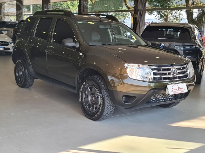 DUSTER 1.6 EXPRESSION 4X2 16V FLEX 4P MANUAL - 2014 - NOVO HAMBURGO