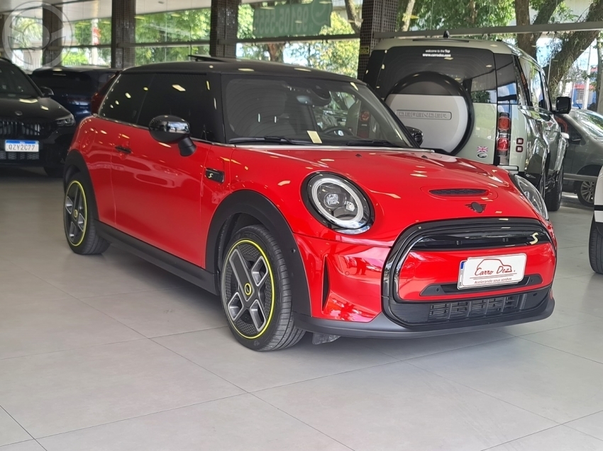 COOPER S E TOP 184CV ELÉTRICO 2P AUTOMÁTICO - 2023 - NOVO HAMBURGO